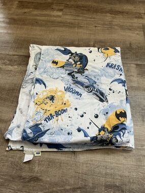 Pottery Barn Kids Batman Marvel Full Flat Sheet White Blue Cotton Superhero 2012